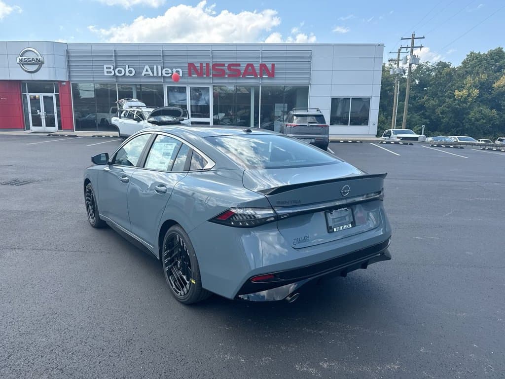New 2027 Nissan Sentra SR - photo - 11