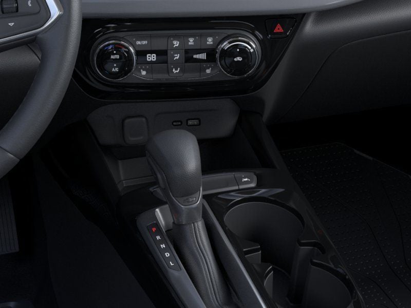 New 2026 Chevrolet Trax LT - photo - 22