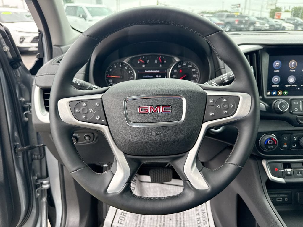 Pre-Owned 2024 GMC Terrain SLT - photo - 23