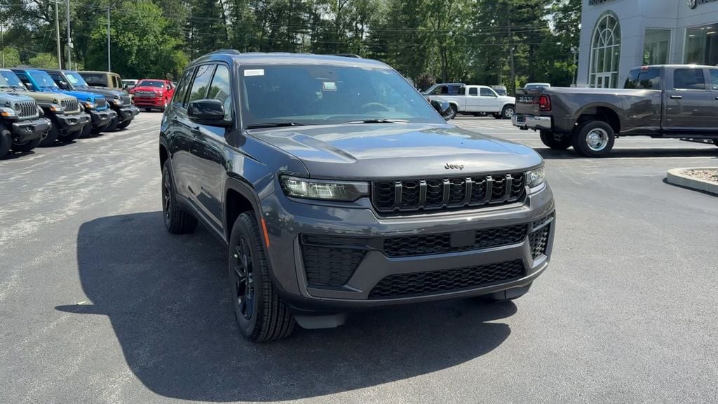 New 2026 Jeep Grand Cherokee L Altitude - photo - 8