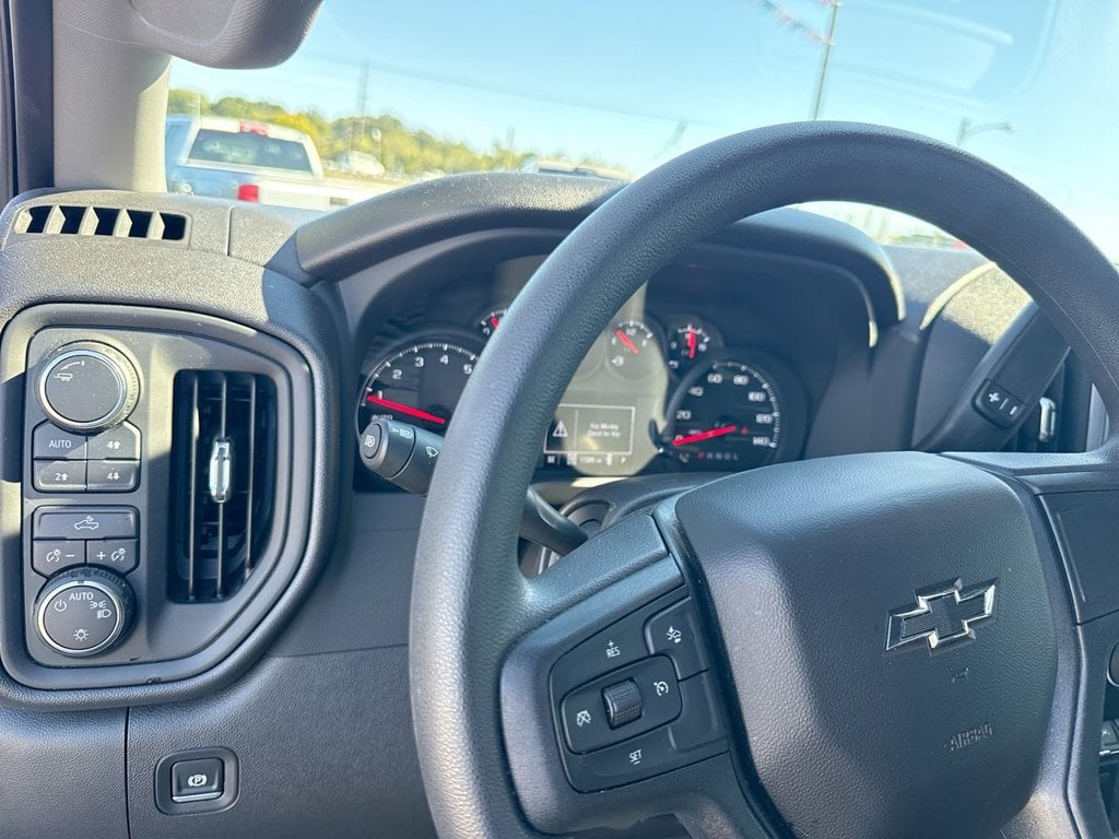 Pre-Owned 2025 Chevrolet Silverado 1500 Custom Trail Boss - photo - 25