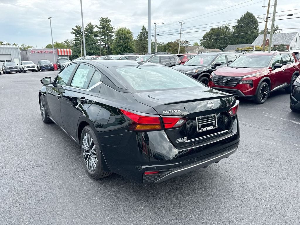 New 2026 Nissan Altima 2.5 SV - photo - 11