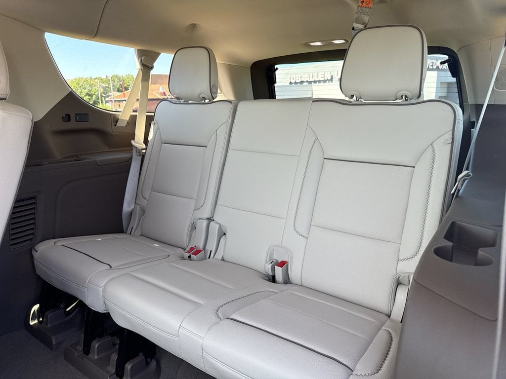 Pre-Owned 2023 GMC Yukon XL Denali - photo - 19