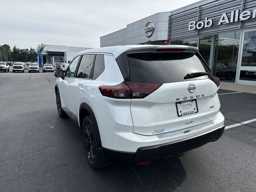 New 2026 Nissan Rogue SV - photo - 11