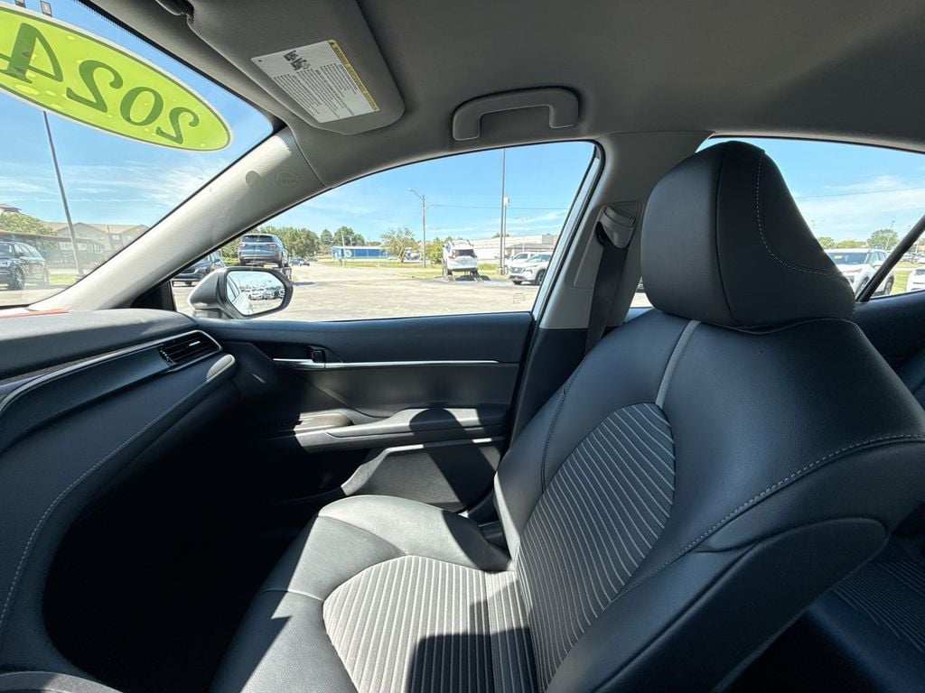 Pre-Owned 2024 Toyota Camry - photo - 29