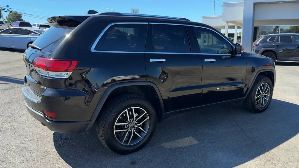 Pre-Owned 2022 Jeep Grand Cherokee WK Limited - photo - 6
