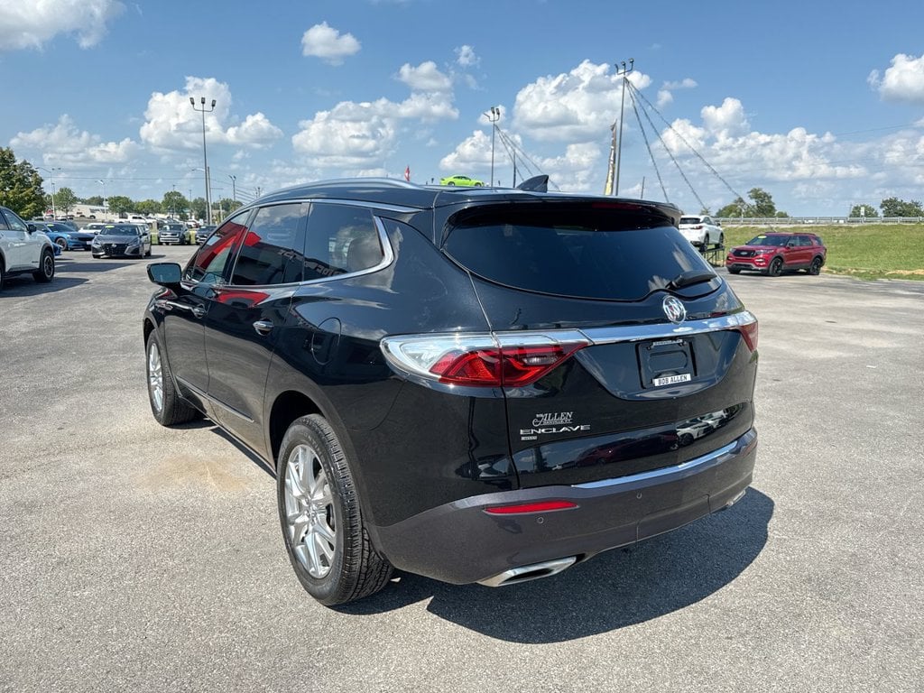 Pre-Owned 2023 Buick Enclave Essence - photo - 11