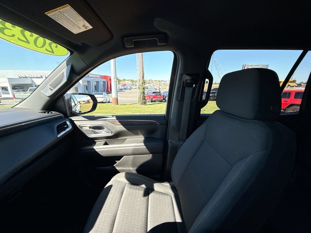 Pre-Owned 2023 Chevrolet Tahoe LS - photo - 22