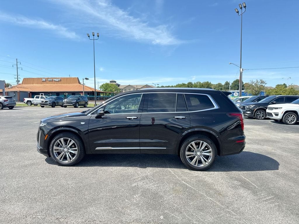Pre-Owned 2022 Cadillac XT6 Premium Luxury - photo - 10