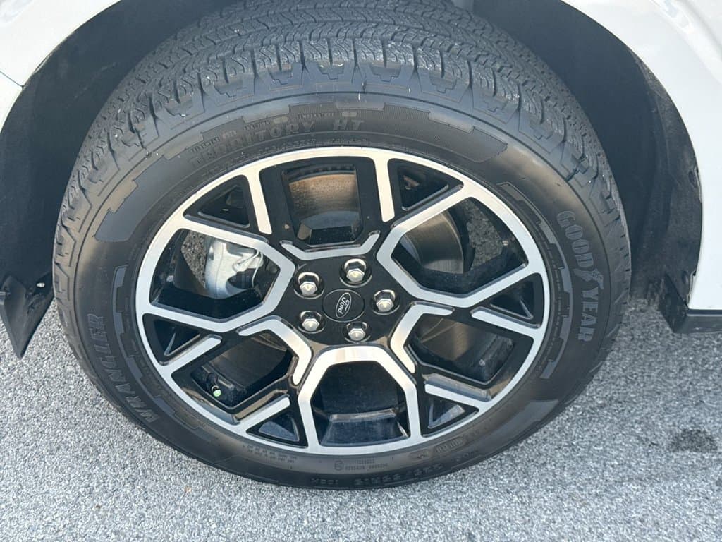 Pre-Owned 2026 Ford Maverick Lariat - photo - 9