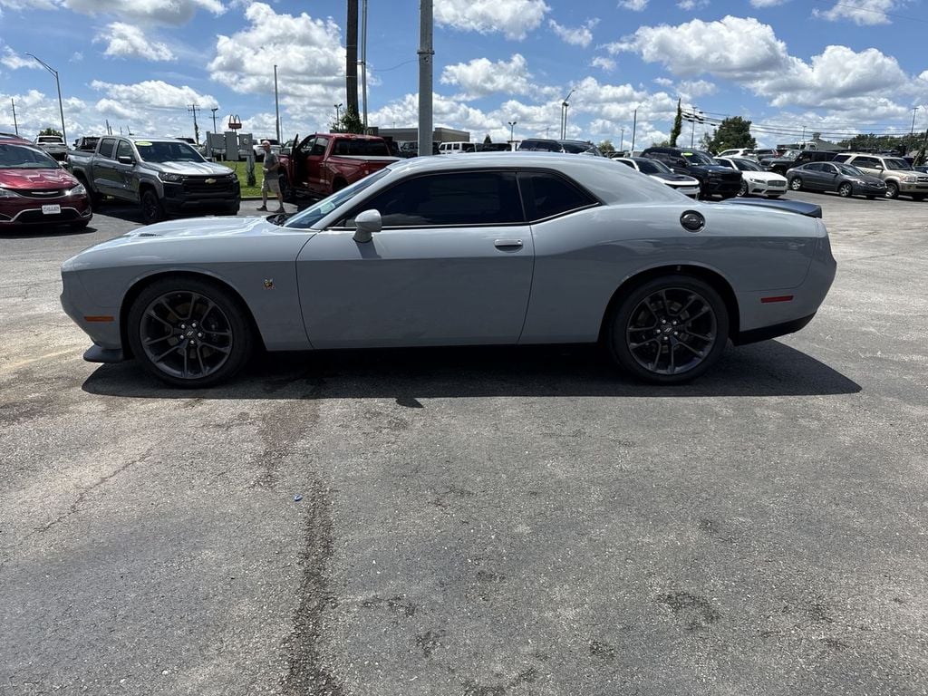 Pre-Owned 2022 Dodge Challenger R/T Scat Pack - photo - 10