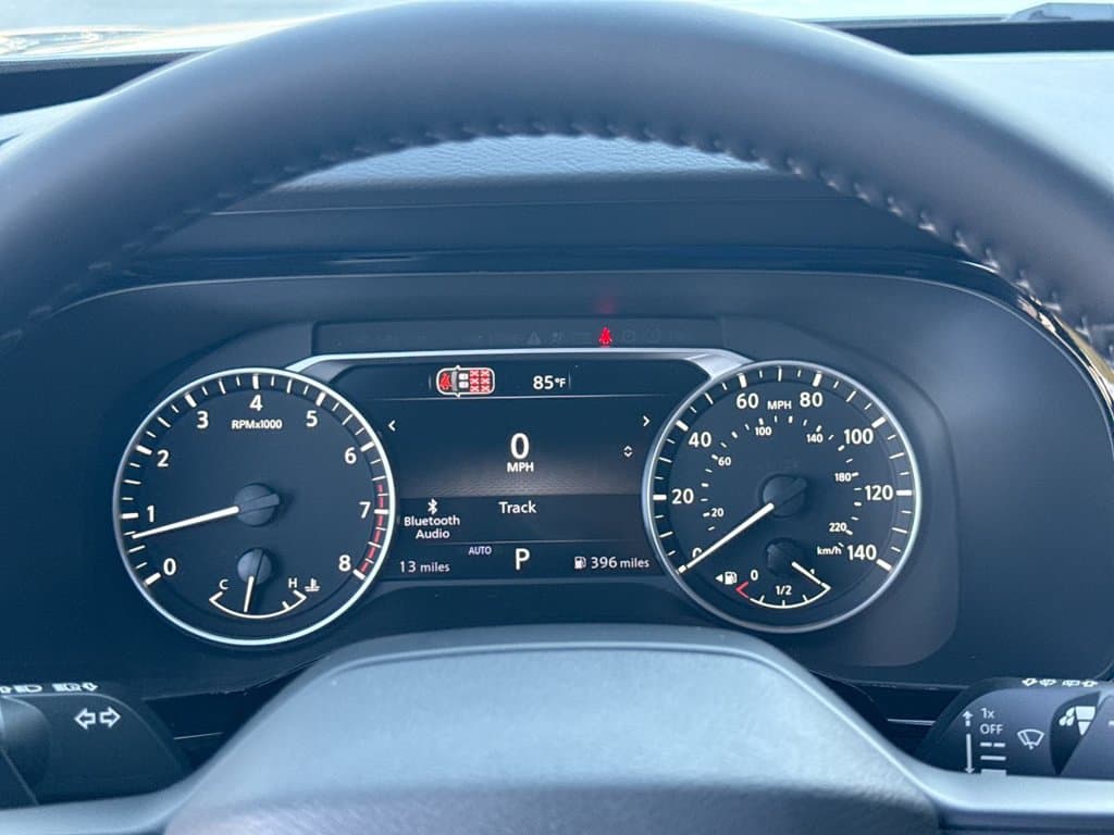 New 2026 Nissan Pathfinder SV - photo - 25