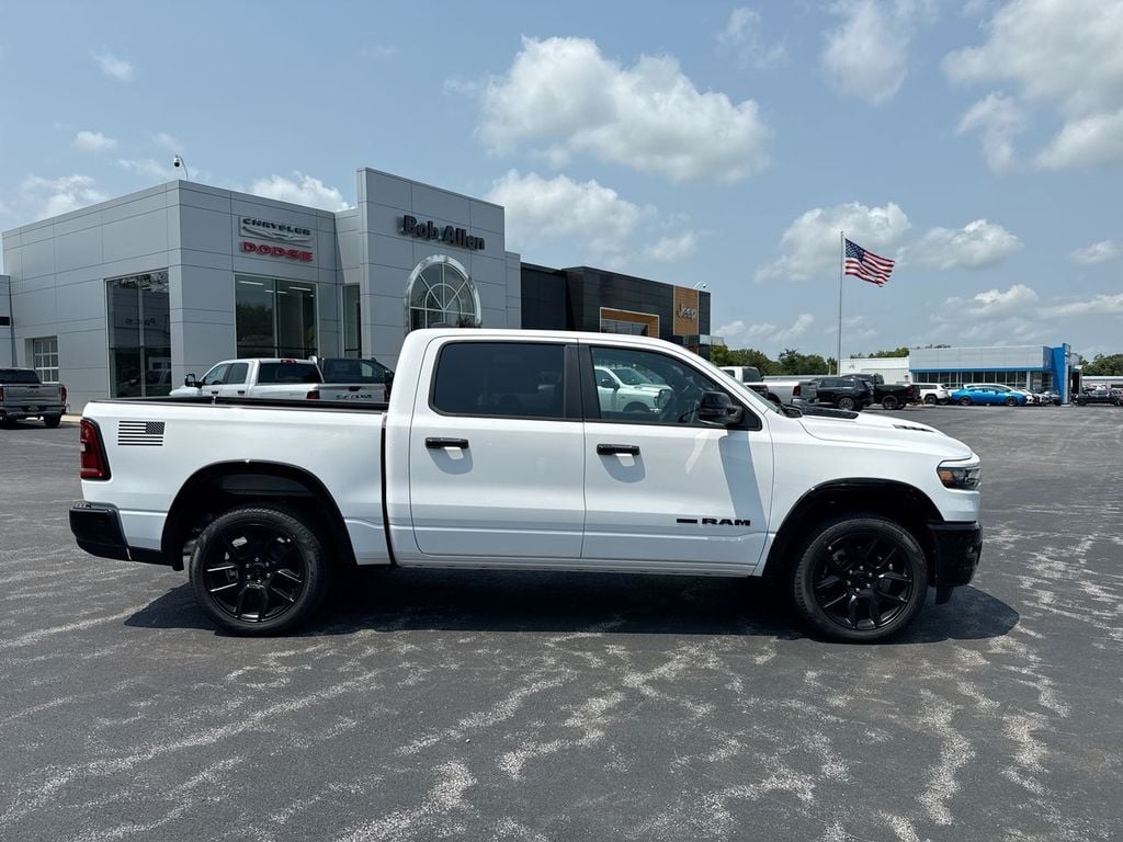 New 2026 Ram 1500 Laramie - photo - 13