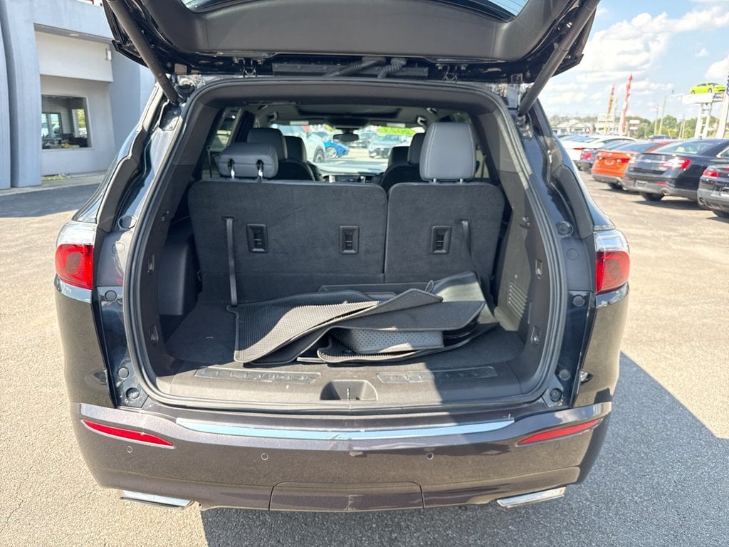 Pre-Owned 2023 Buick Enclave Essence - photo - 16