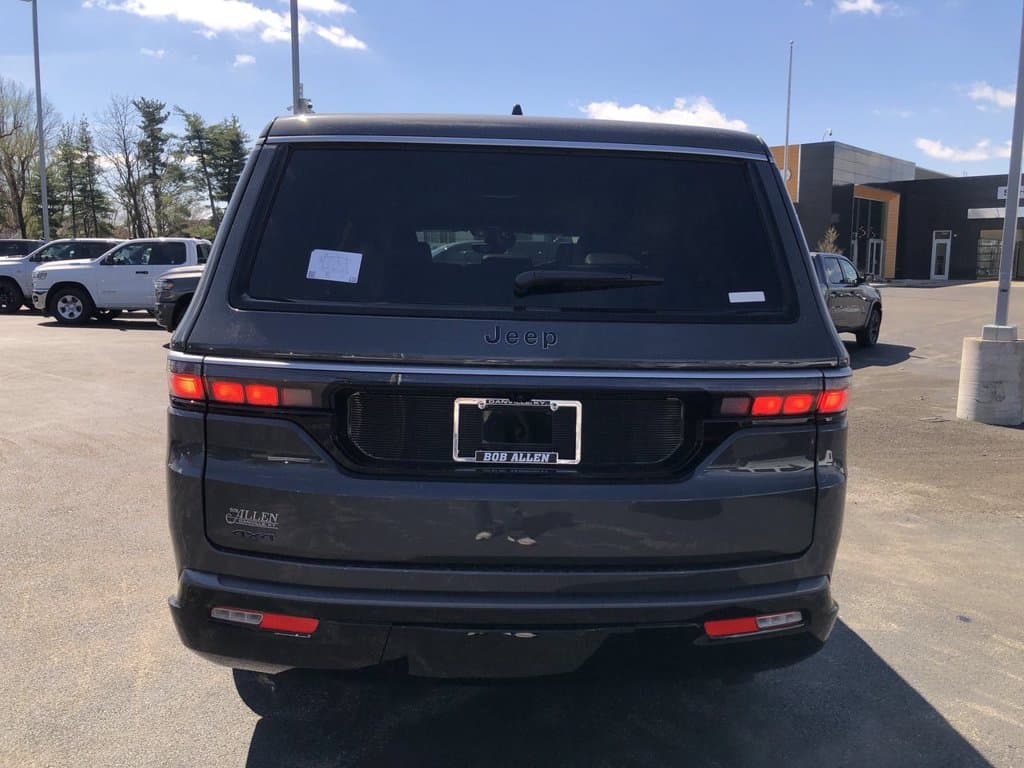 New 2026 Jeep Grand Wagoneer L - photo - 18