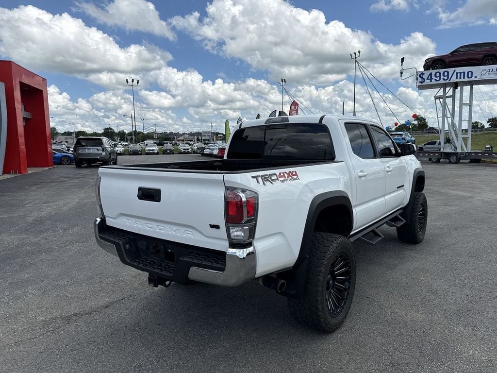Pre-Owned 2022 Toyota Tacoma TRD Off-Road - photo - 12
