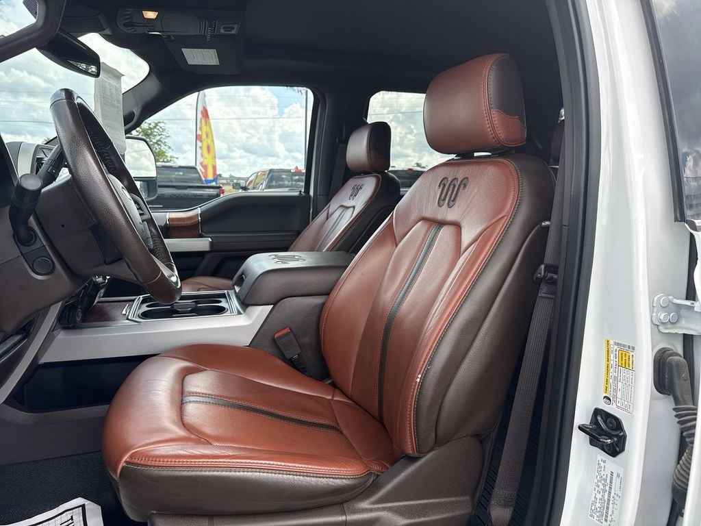 Pre-Owned 2022 Ford F-450SD King Ranch - photo - 20
