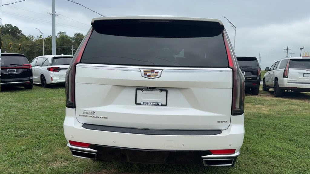 Pre-Owned 2023 Cadillac Escalade ESV Premium - photo - 5