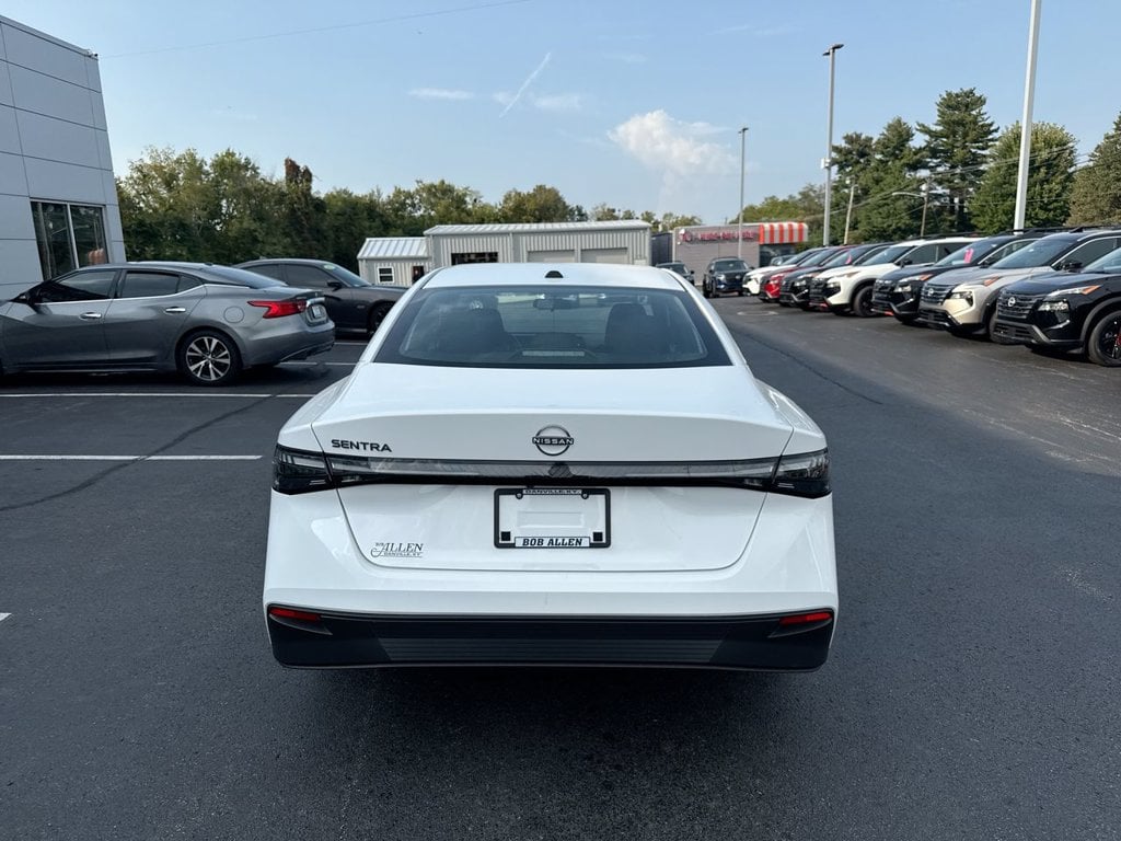 New 2027 Nissan Sentra S - photo - 17