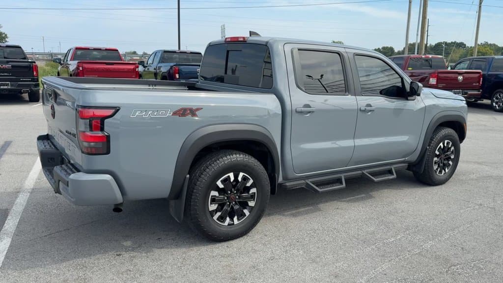 Pre-Owned 2024 Nissan Frontier PRO-4X - photo - 6