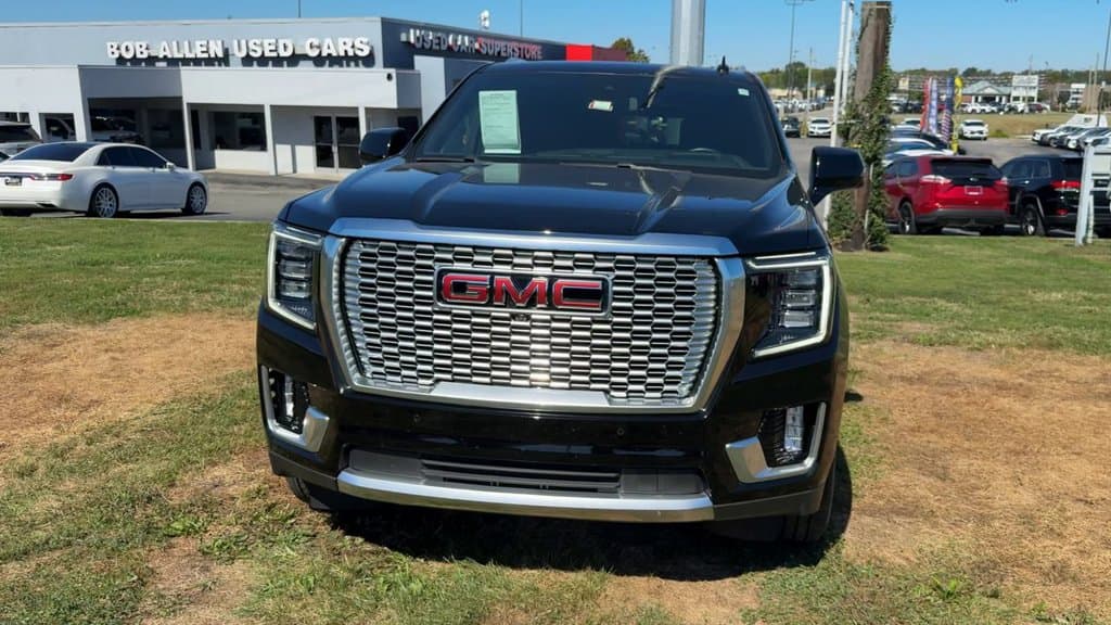 Pre-Owned 2023 GMC Yukon Denali - photo - 1