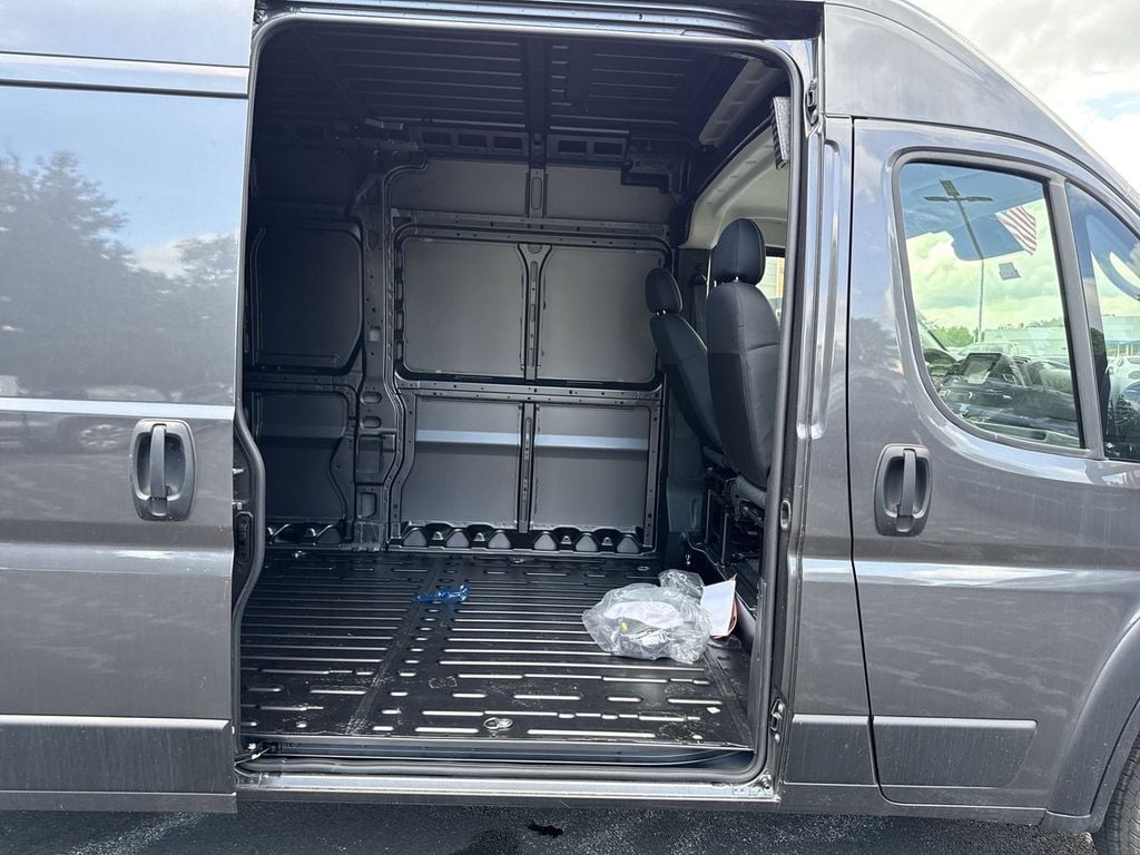 New 2026 Ram ProMaster 3500 High Roof - photo - 18