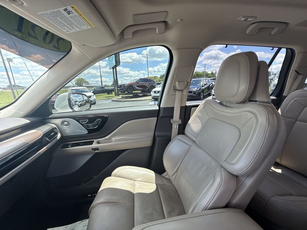 Pre-Owned 2021 Lincoln Aviator Reserve - photo - 32