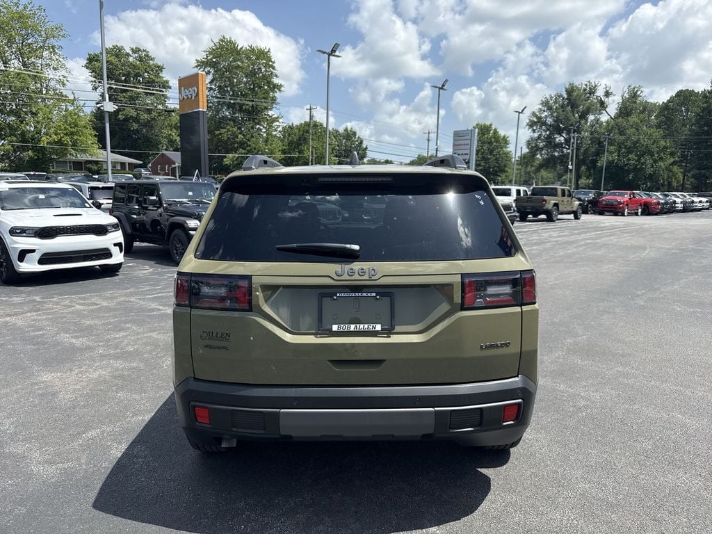 New 2026 Jeep Cherokee Laredo - photo - 17