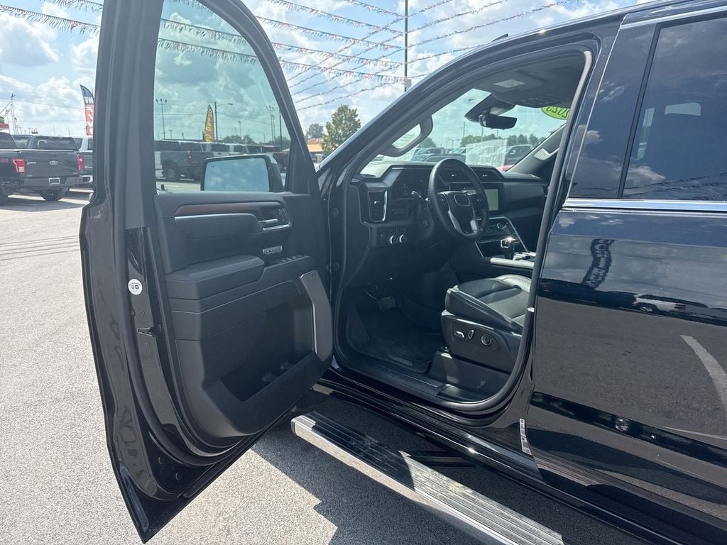 Pre-Owned 2025 GMC Sierra 1500 Denali - photo - 34