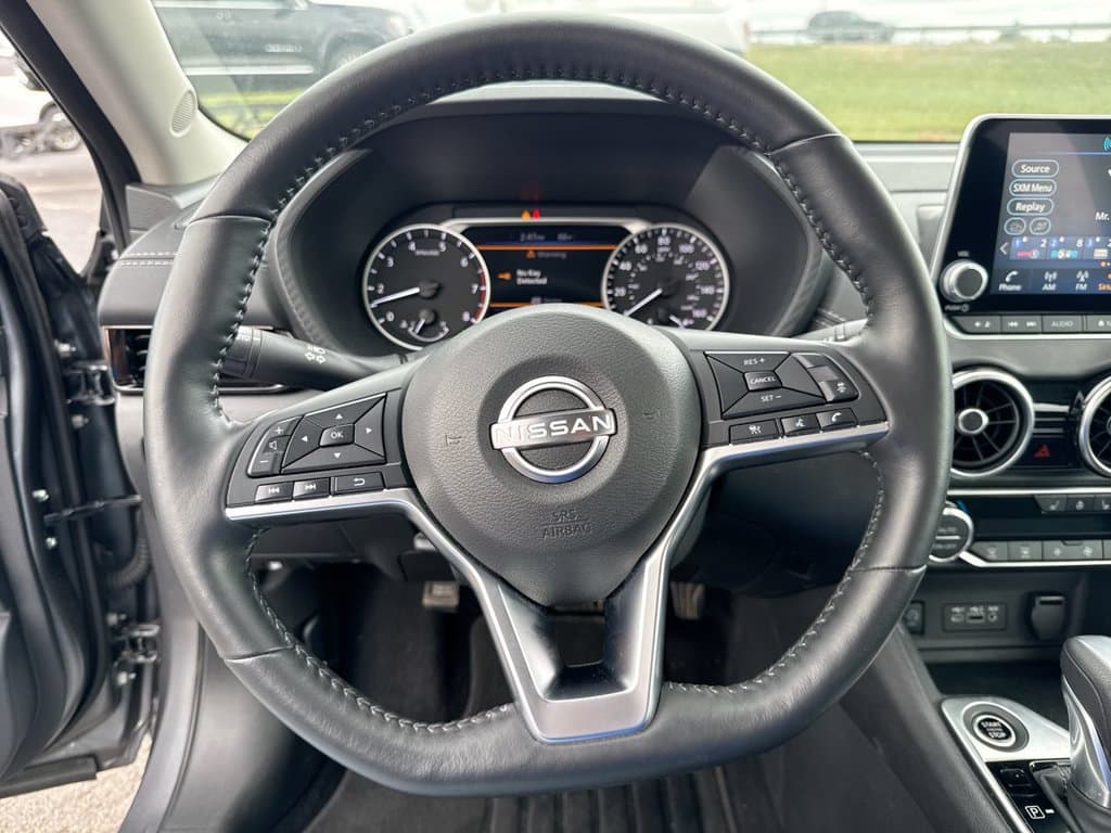 Pre-Owned 2025 Nissan Sentra SV - photo - 22