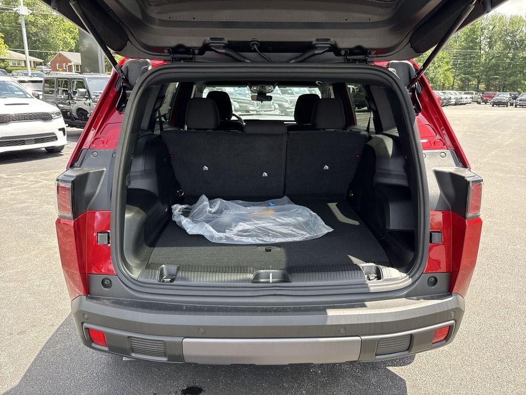 New 2026 Jeep Cherokee Laredo - photo - 16