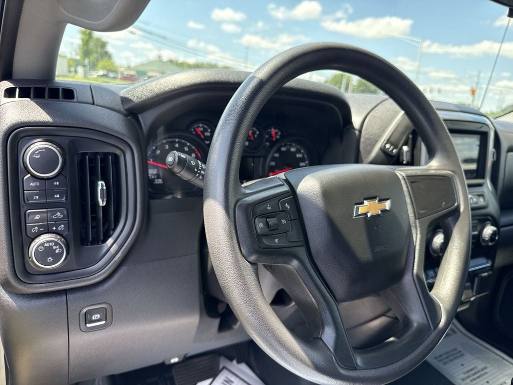 Pre-Owned 2026 Chevrolet Silverado 1500 WT - photo - 24