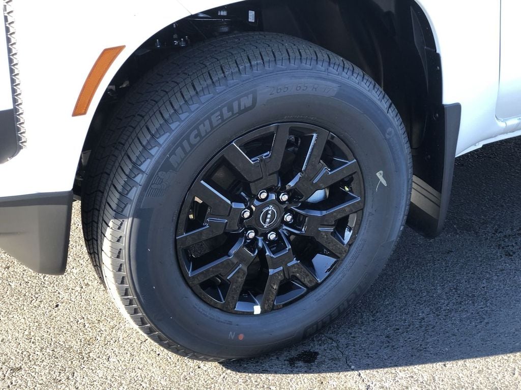 New 2026 Nissan Frontier SV - photo - 9