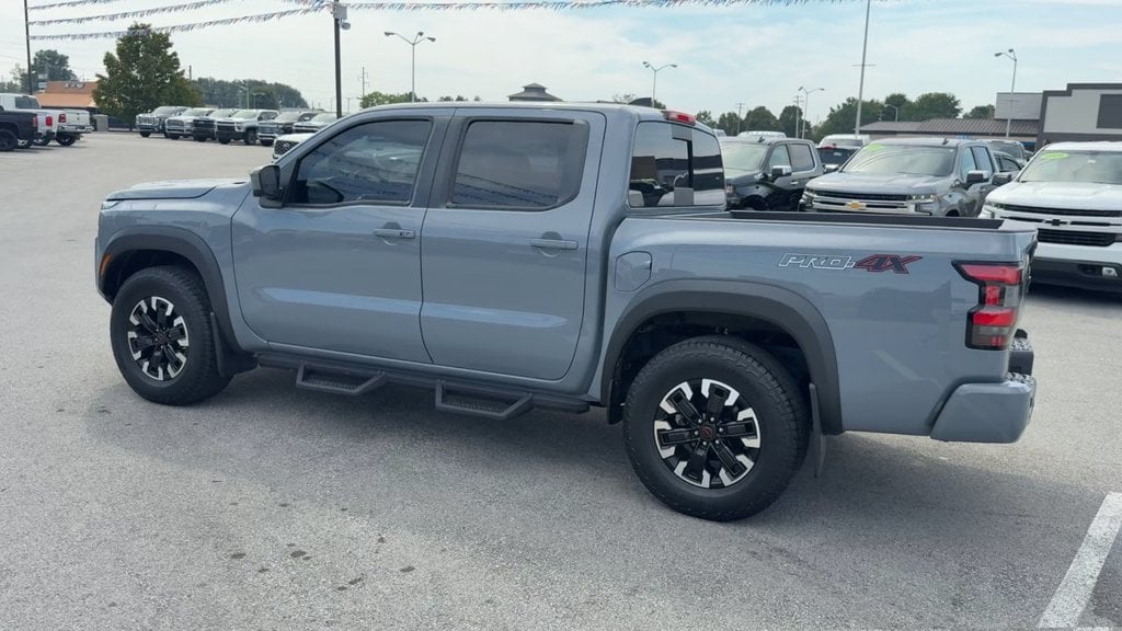 Pre-Owned 2024 Nissan Frontier PRO-4X - photo - 3