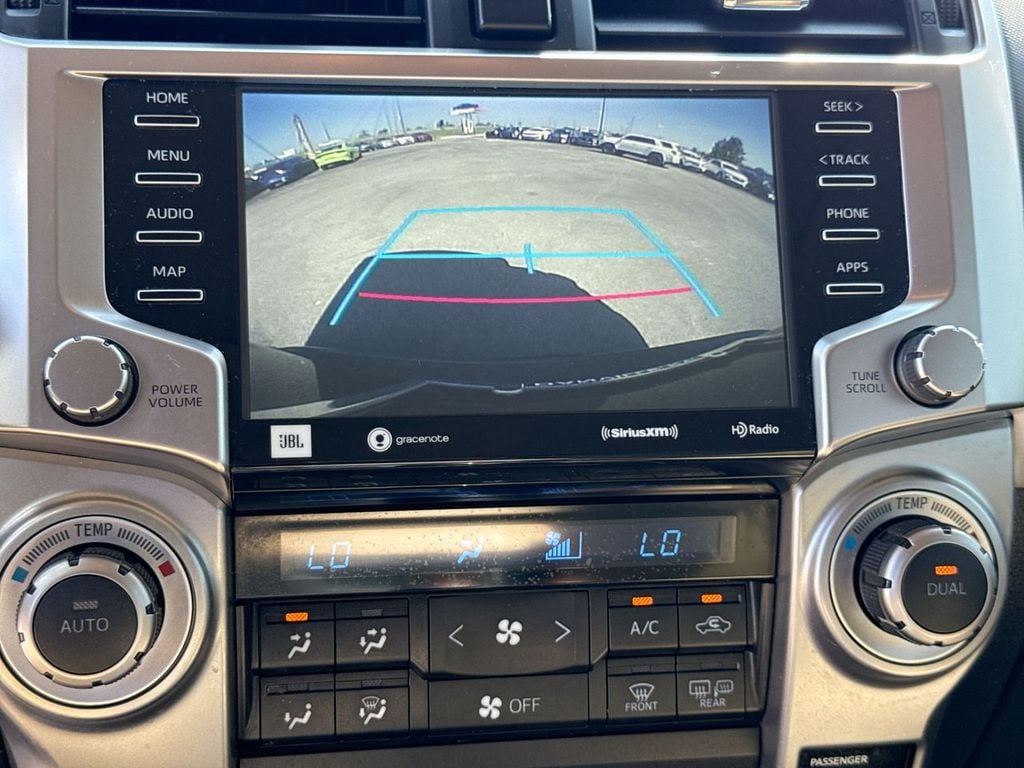 Pre-Owned 2020 Toyota 4Runner Limited - photo - 19
