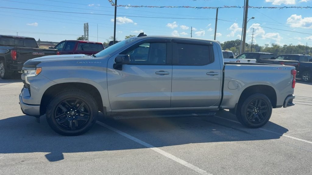 Pre-Owned 2024 Chevrolet Silverado 1500 RST - photo - 2