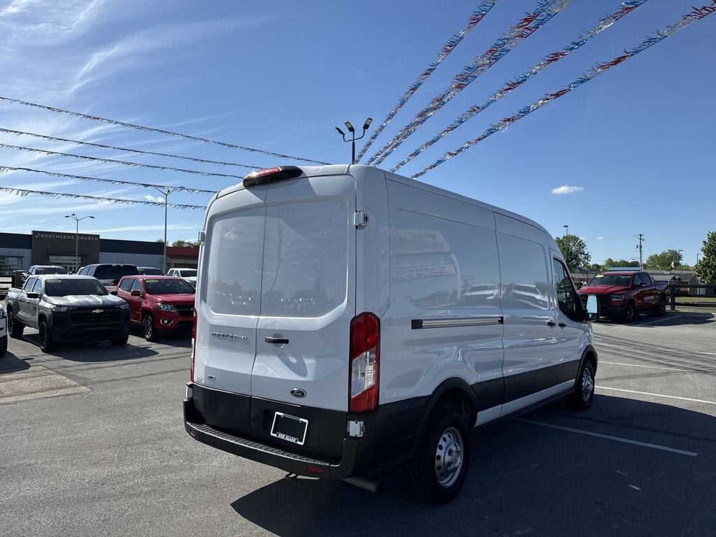 Pre-Owned 2023 Ford Transit-250 Base - photo - 12
