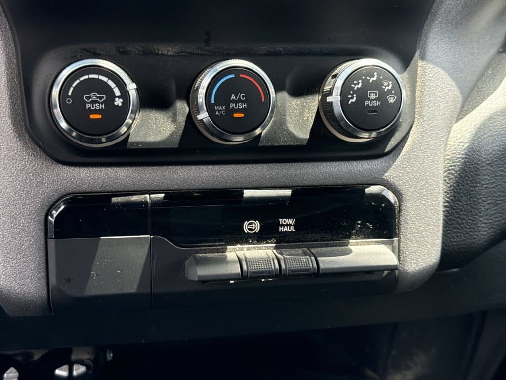 Pre-Owned 2024 Ram 3500 Tradesman - photo - 28