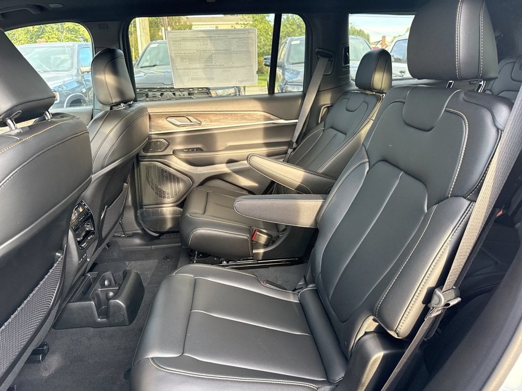 New 2026 Jeep Grand Cherokee L - photo - 20