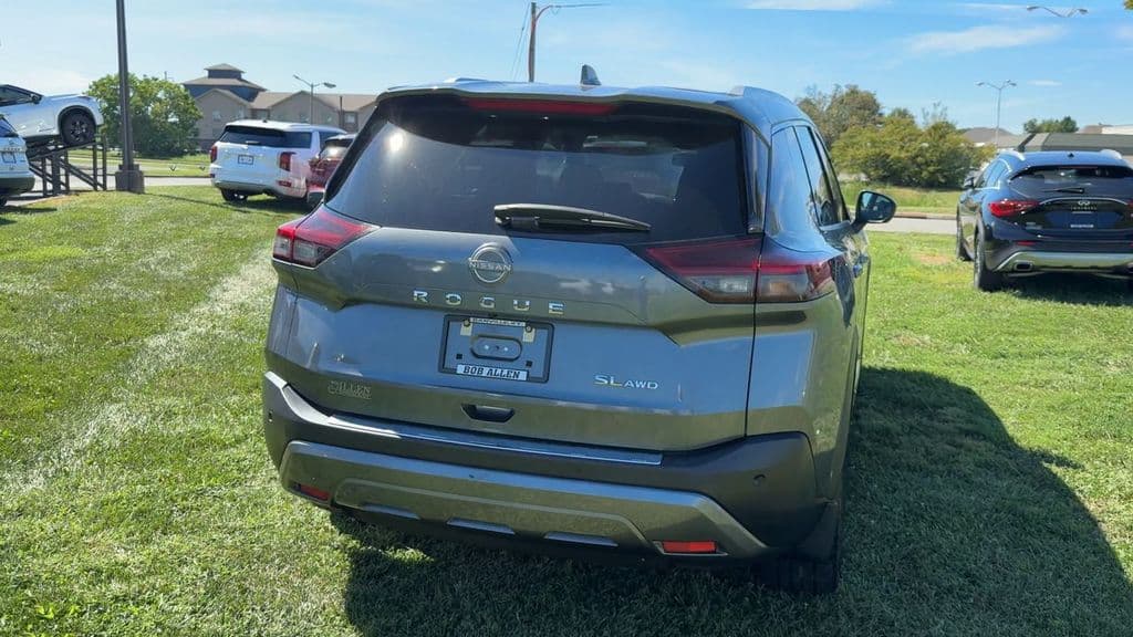 Pre-Owned 2023 Nissan Rogue SL - photo - 5