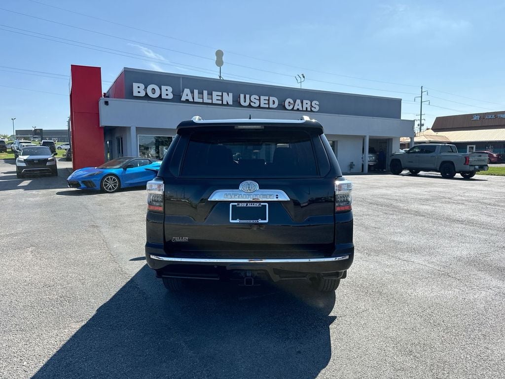 Pre-Owned 2020 Toyota 4Runner Limited - photo - 9
