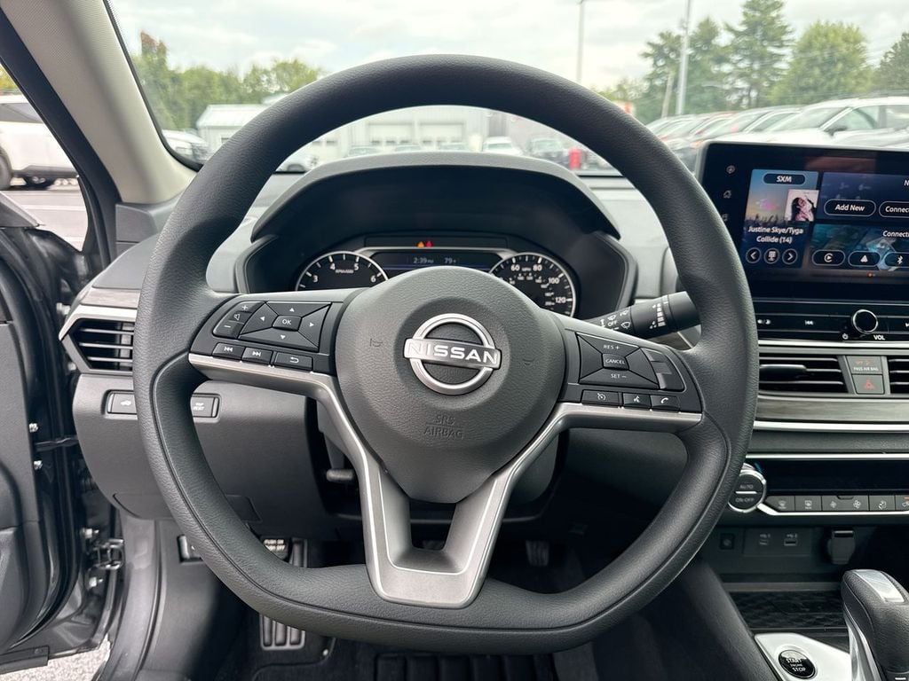 New 2026 Nissan Altima 2.5 SV - photo - 22