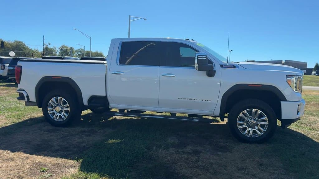 Pre-Owned 2021 GMC Sierra 2500HD Denali - photo - 7