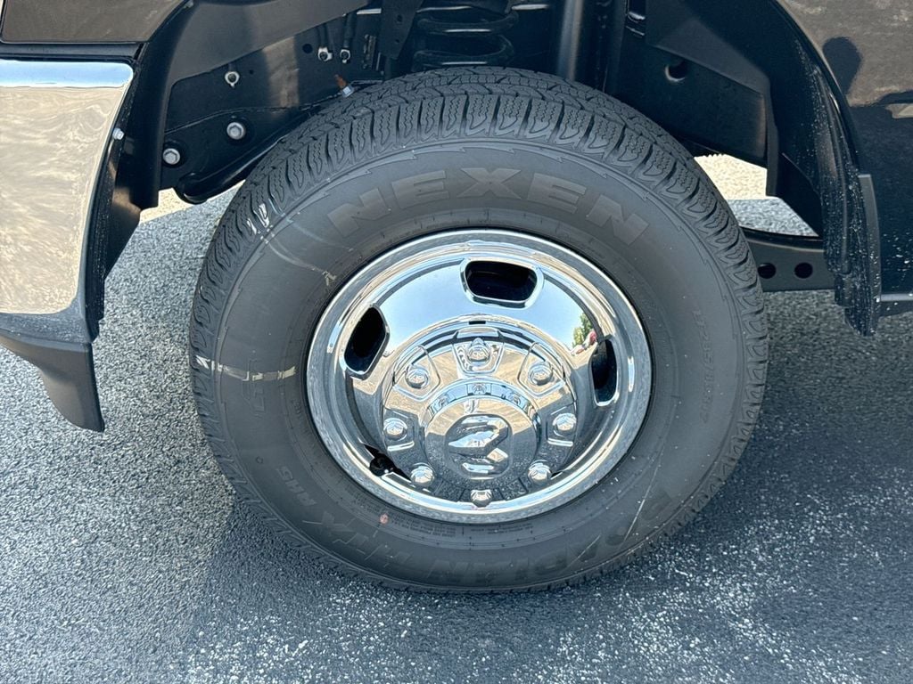 New 2026 Ram 3500 Tradesman - photo - 9