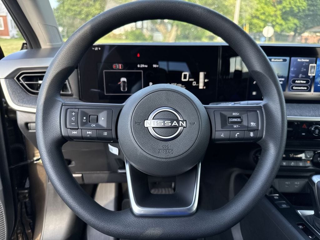 New 2026 Nissan Kicks SV - photo - 22