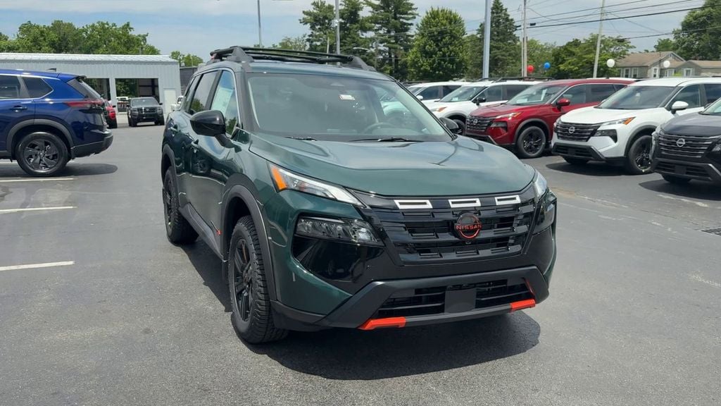 New 2026 Nissan Rogue Rock Creek - photo - 8