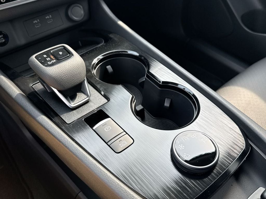 New 2026 Nissan Rogue Dark Armor - photo - 26