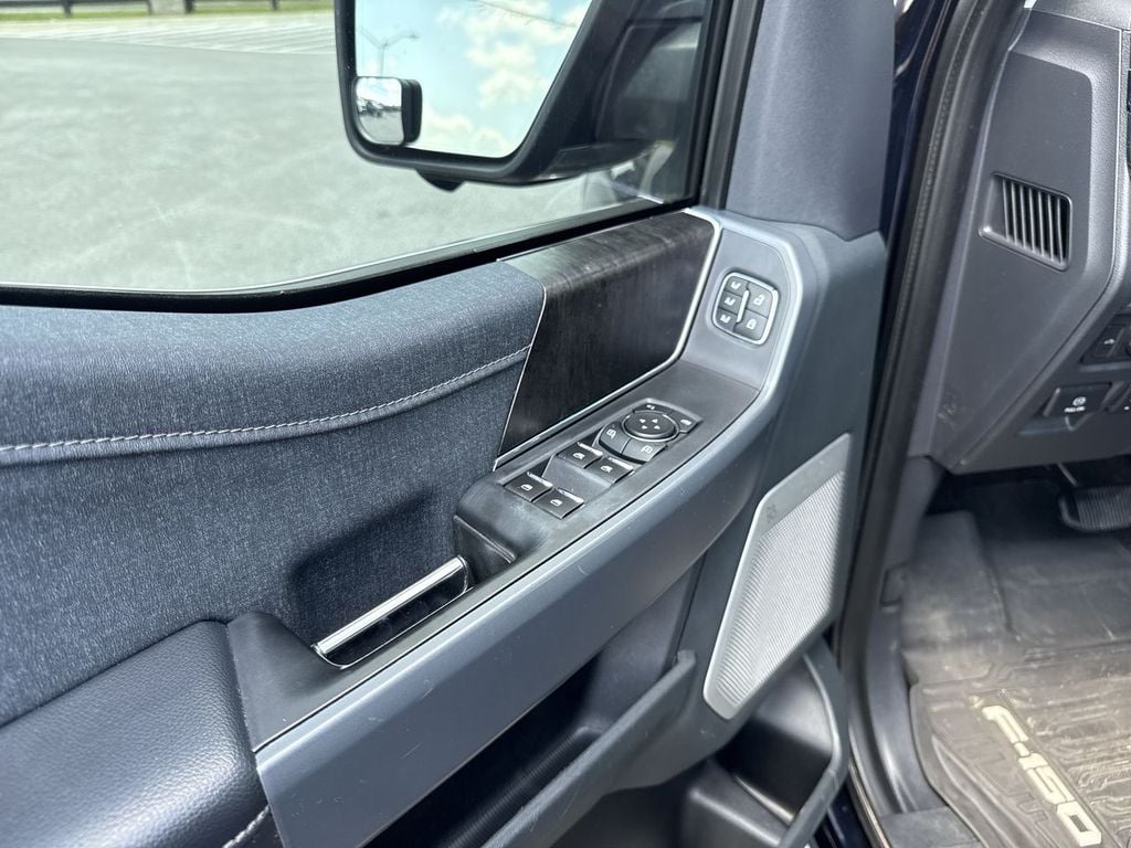 Pre-Owned 2021 Ford F-150 Lariat - photo - 19