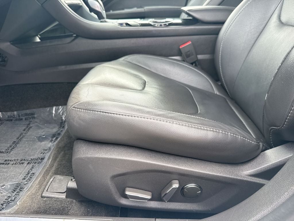 Pre-Owned 2016 Ford Fusion Titanium - photo - 13