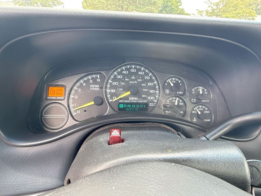 Pre-Owned 2002 GMC Sierra 1500 - photo - 14